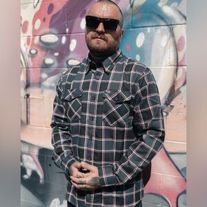 Dixxon Flannel Co x Punk Rock Museum Plaid Button-Up Shirt Size XL